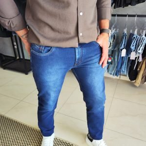 CALÇA JEANS ESCURA LISA