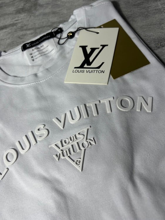CAMISETA 95% ALOGODÃO EGÍPCIO + 5% ELASTANO [LV]